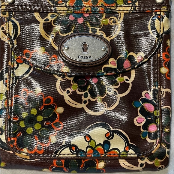 Fossil Key-Per Multicolor Floral Leather Crossbody Bag - Picture 4 of 11